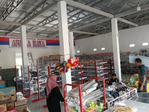 Pemasangan Rak Minimarket di Toko Aneka Raya KTM Rambutan Indralaya, Ogan Ilir