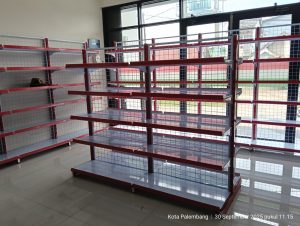 Pemasangan Rak Minimarket Ananta Mart di Palembang