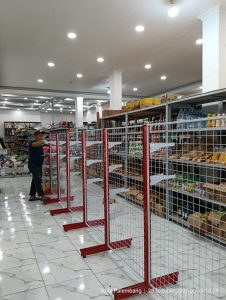 Pemasangan Rak Minimarket di MM Dapur Cantik Palembang
