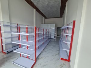 Pemasangan Rak Minimarket di Toko Sembako Amanah Jaya Palembang