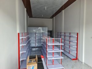 Pemasangan Rak Minimarket di Toko Sembako Amanah Jaya Palembang